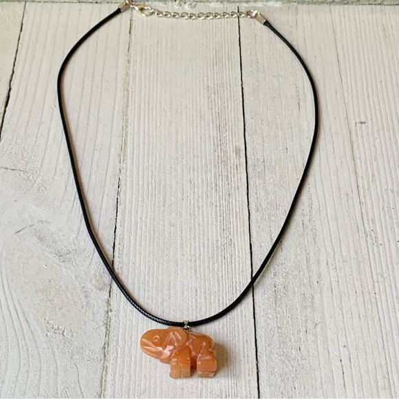 Orange Aventurine Lucky Elephant Crystal Pendant Necklace Adjustable Chain 20" - Picture 3 of 8